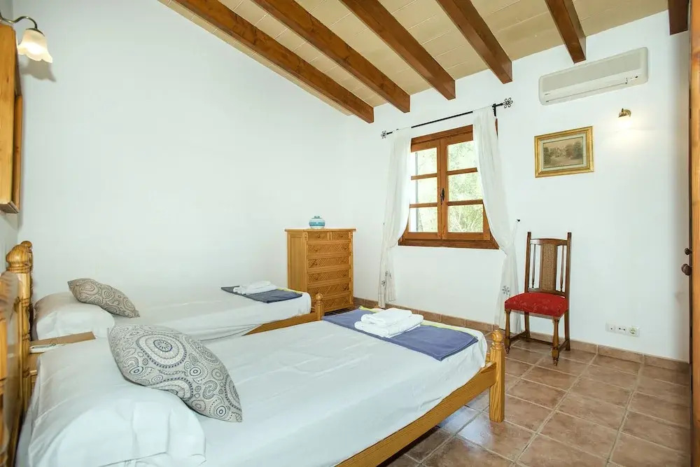 Owl Booking Villa Romeu - 10 Min Walk to the Old Town