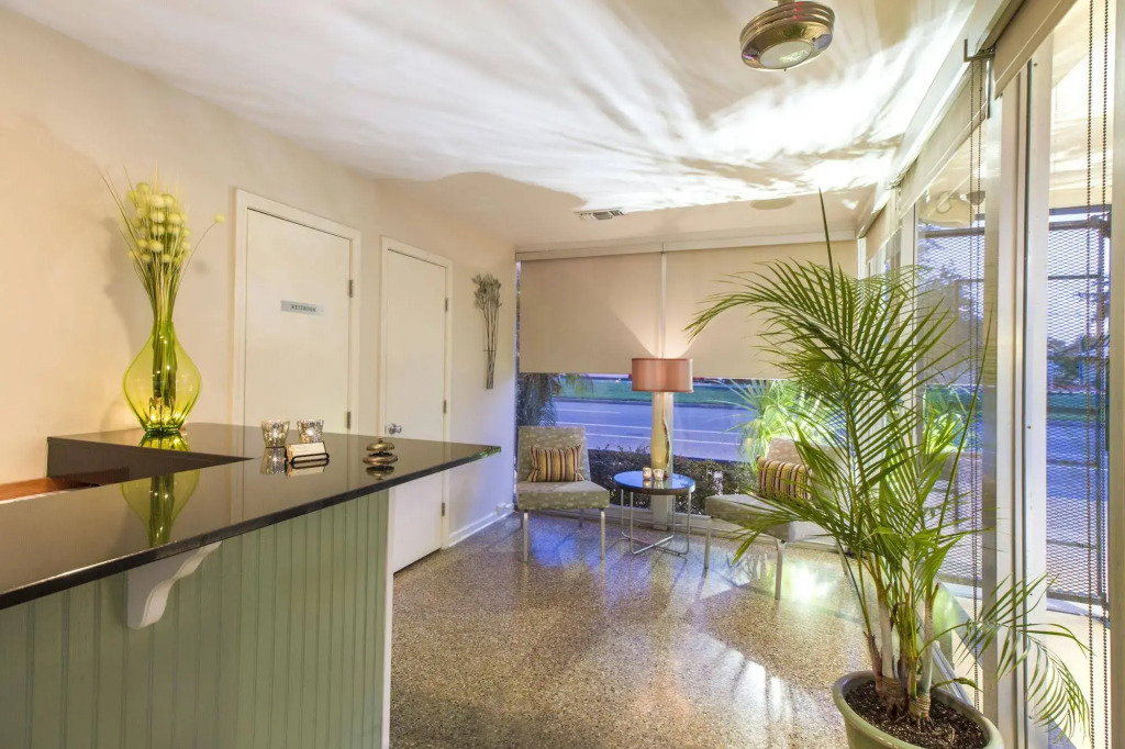 Crescent Palms Motel New Orleans