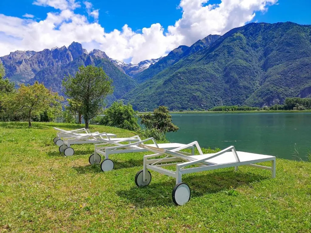 Dascio Salute Ferienwohnung mit Panorama Balkon am See