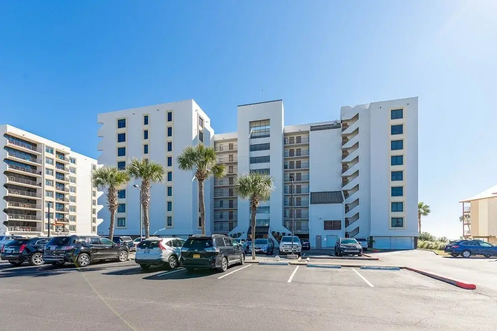 Island Winds West 174 2 Bedroom Condo
