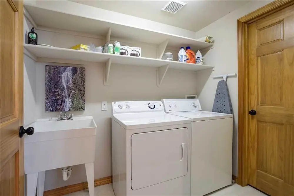 Evergreen Townhome #1