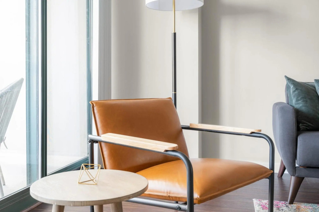 Chicago | Stunning 1BD/1BA River North Apartment