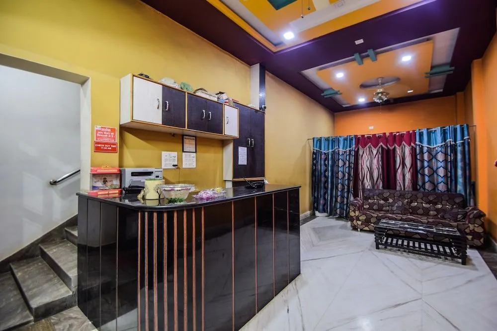 Oyo 36444 Hotel Prabhave & Dining Hall