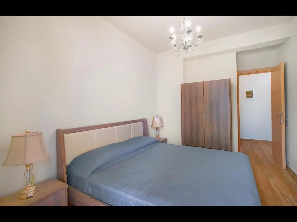Pasithea House