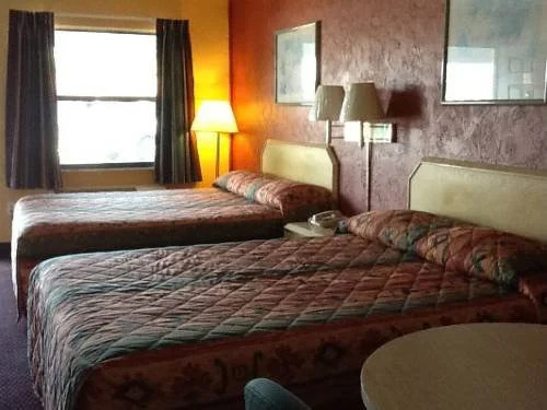 Deluxe Inn - Sarasota