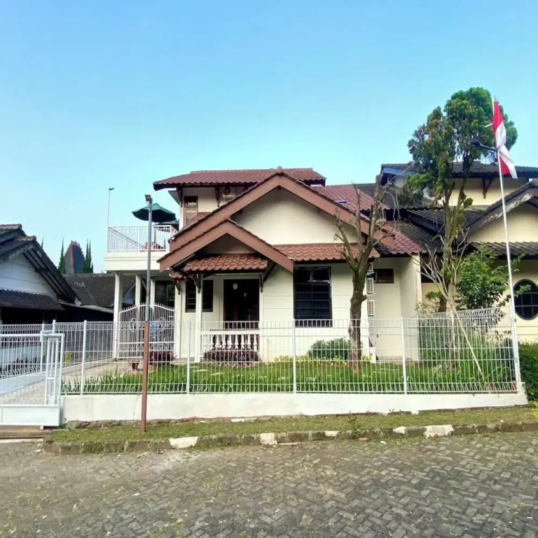 SF Homey Puri Indah
