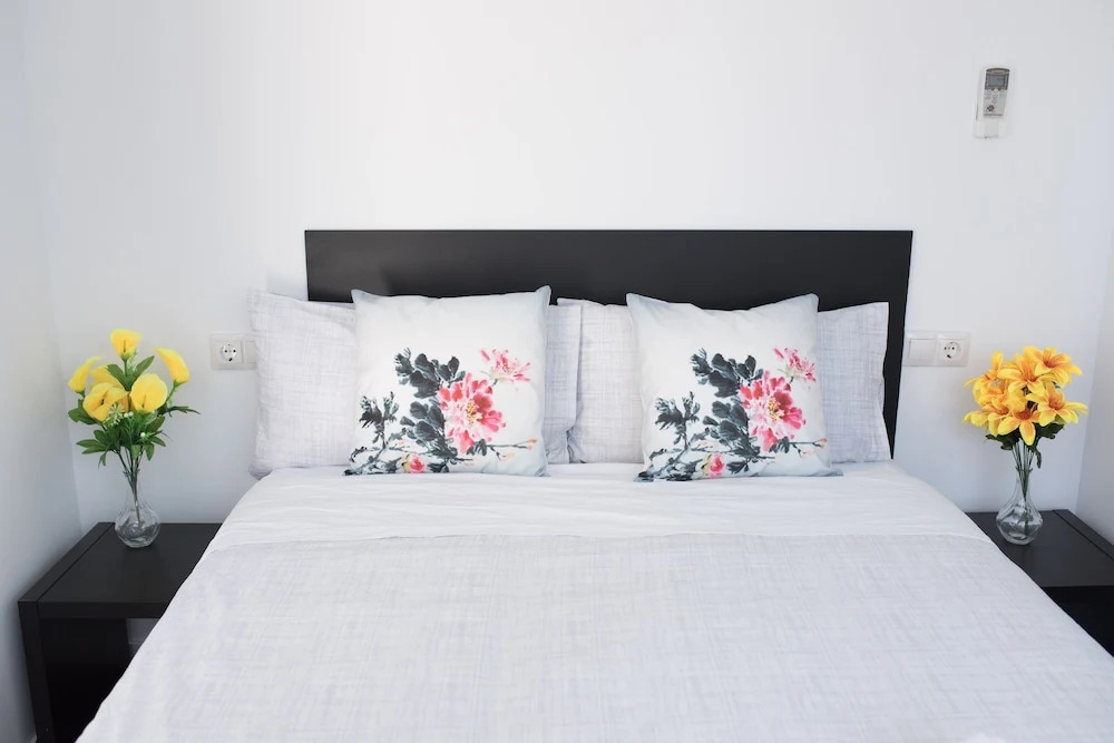AYZ Frailes - Auto check-in property