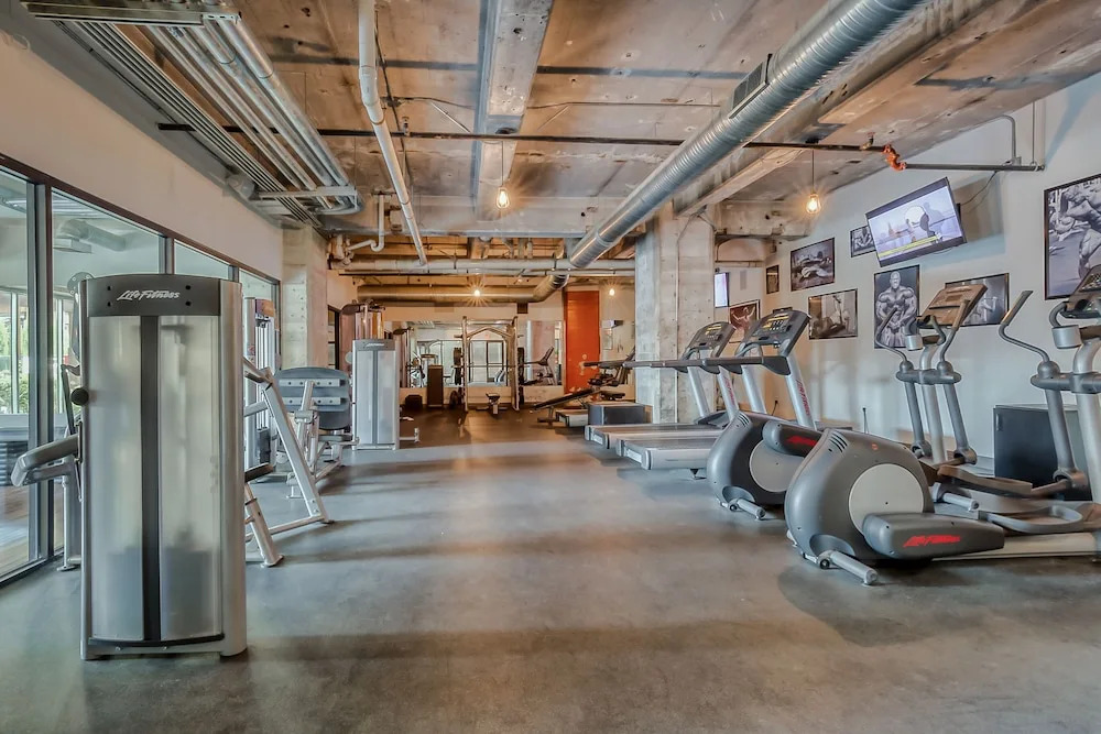 Regal Stays Corporate Apartments – Downtown Dallas