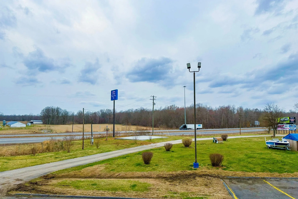 Happy Stay Inn Madisonville I-69 By OYO