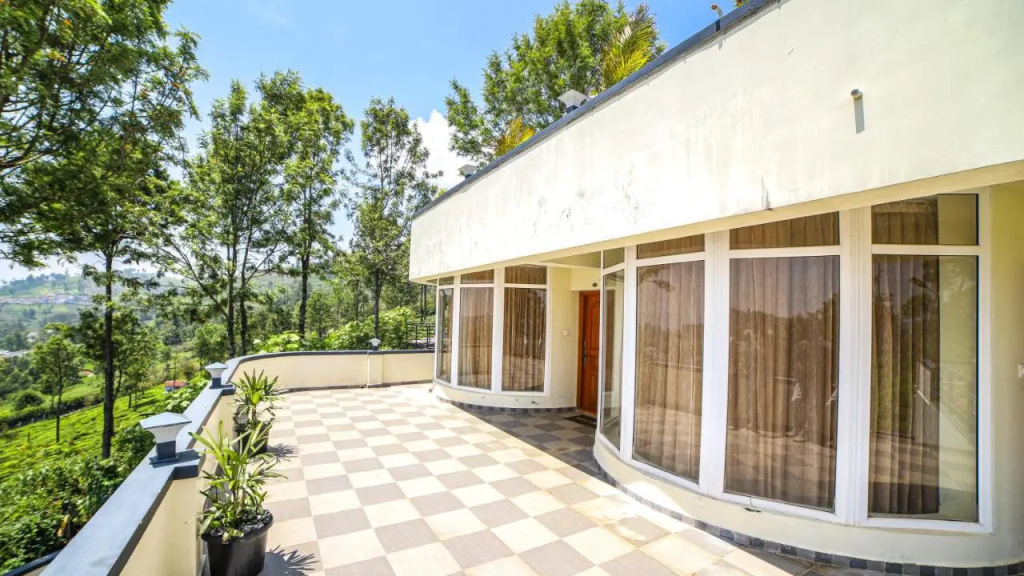 Aira Residency Kothagiri by Lexstays