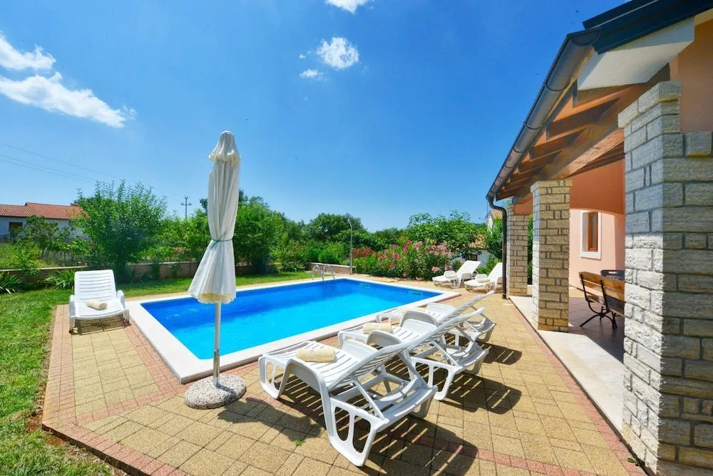 Villa Kmacici 377