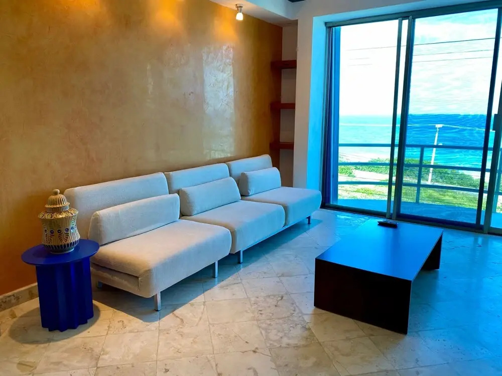 Deep Blue Luxury Aparments