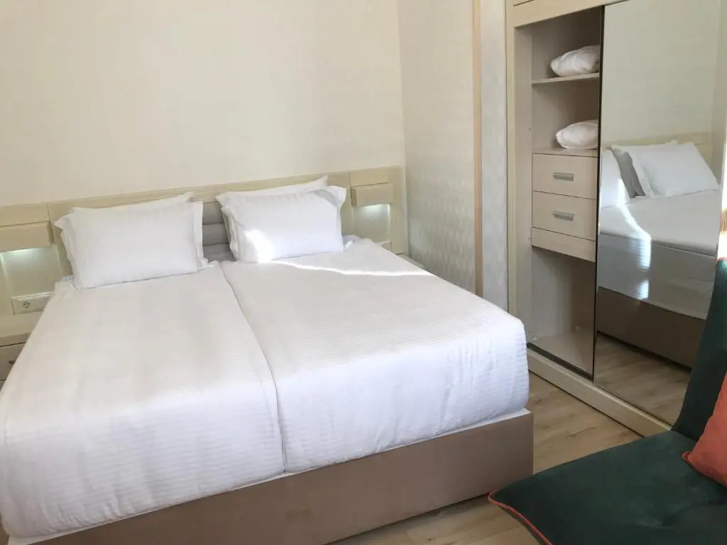 Full Comfort Apartment on Aghmashenebeli