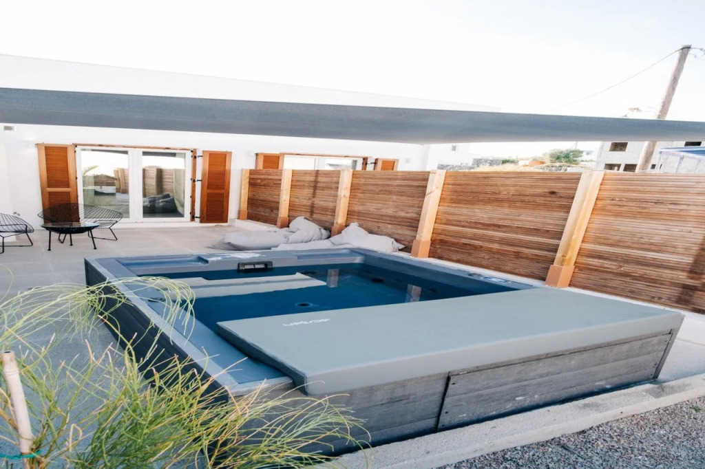 Mesanto Luxury Suites