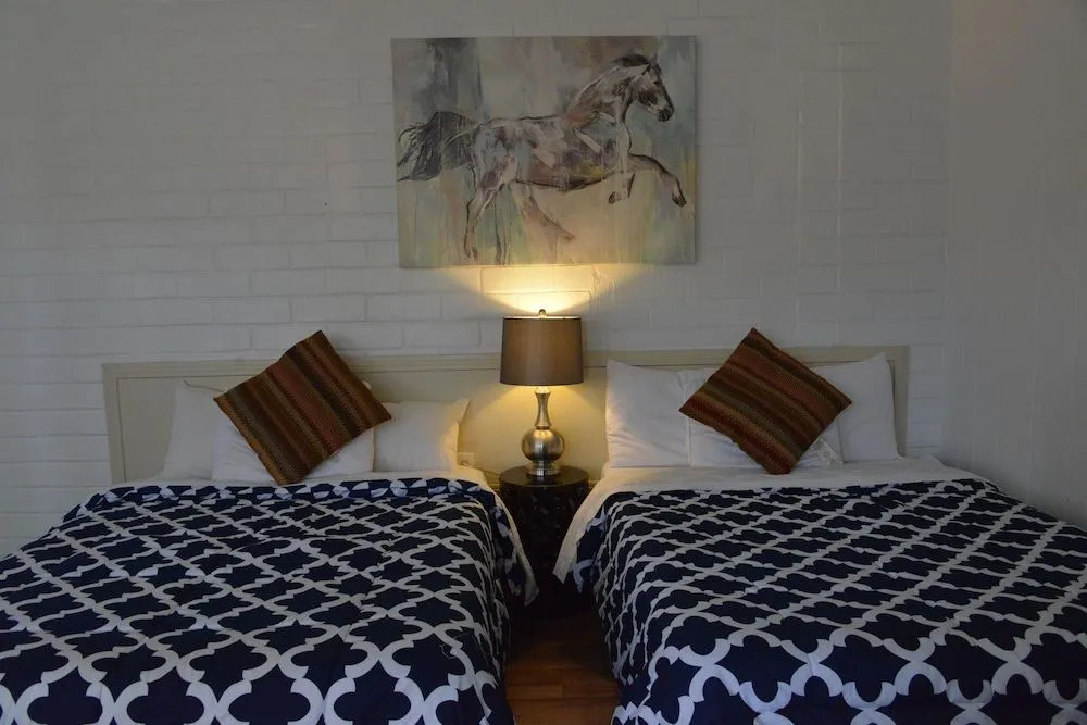 Mojave Trails Inn and Suites