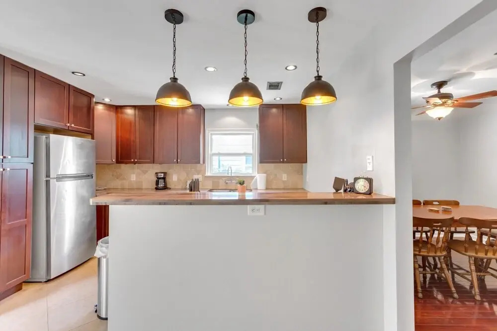 Off The Hook On Marlin Just Minutes From Beach 2 Bedroom Home by Redawning