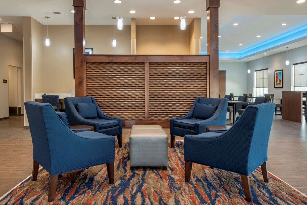 Comfort Suites Dry Ridge
