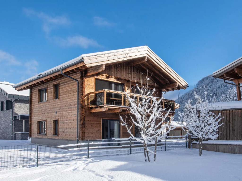 Chalet in Wald Near Krimml Waterfalls