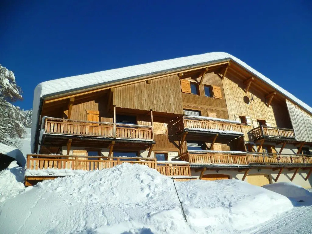 Appartement de 3 chambres avec jardin amenage et wifi a Notre Dame de Bellecombe a 1 km des pistes