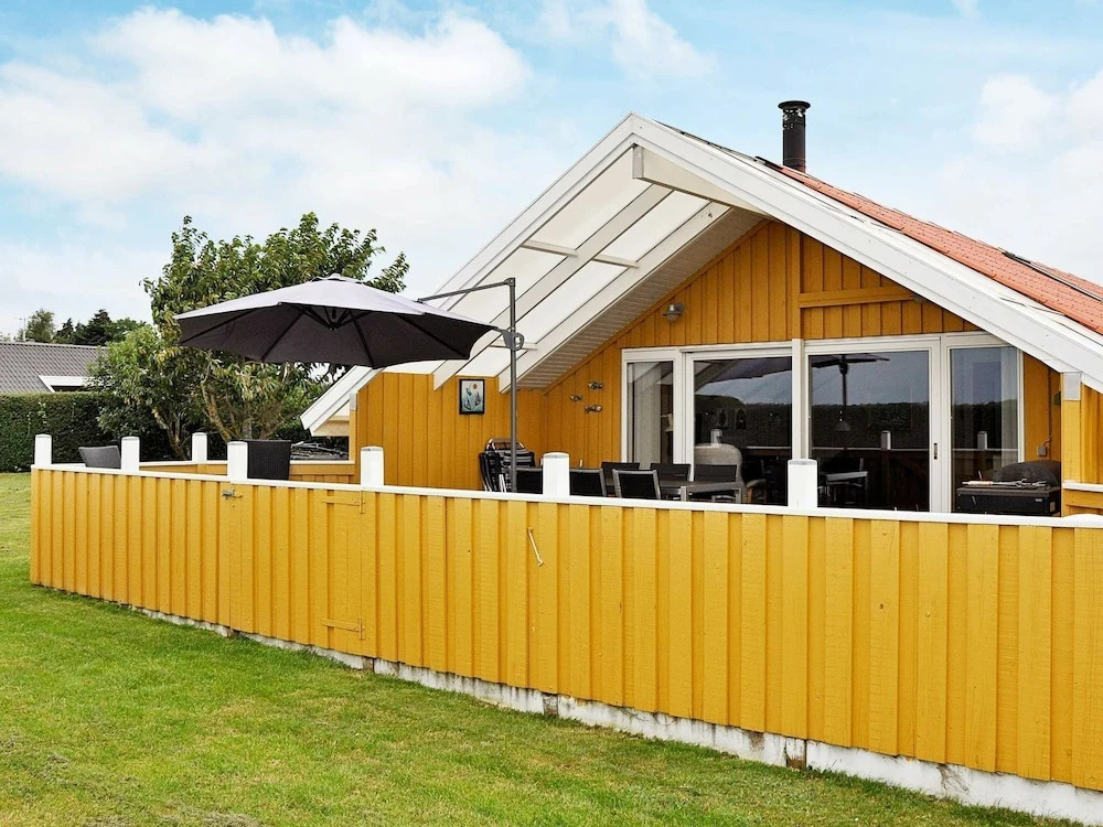 Serene Holiday Home in Juelsminde near Sea