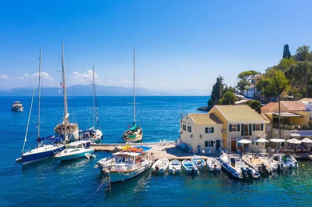 Limani Walk to Beach Sea Views A C Car Not Required - 303