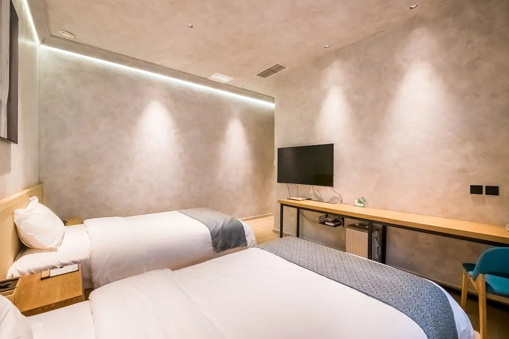 Bi Foli Hotel