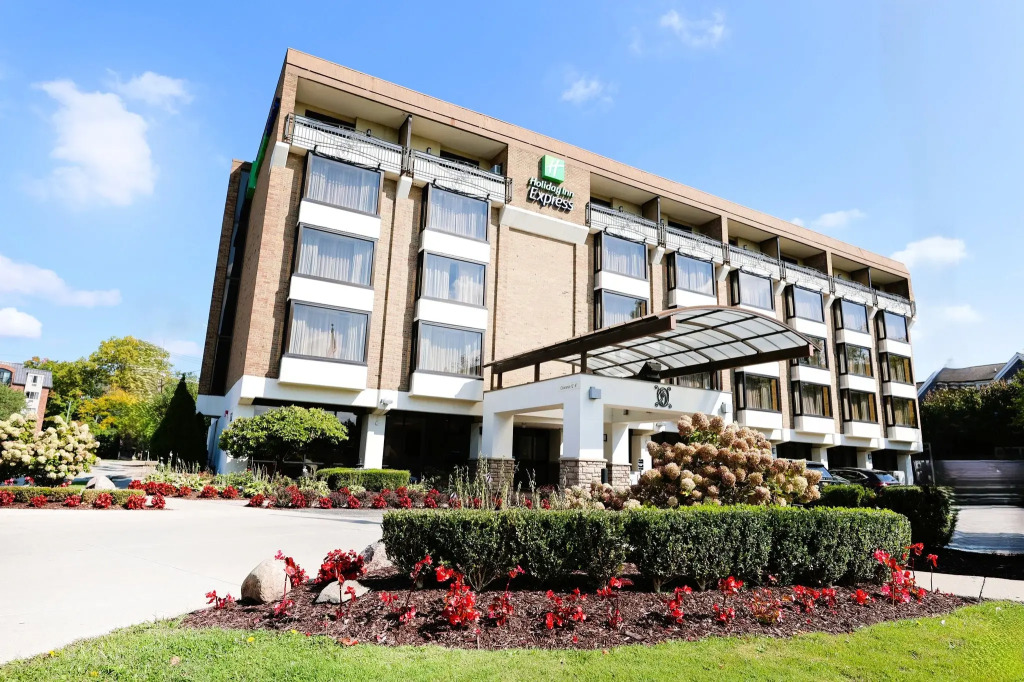 Holiday Inn Express Birmingham Redditch by IHG