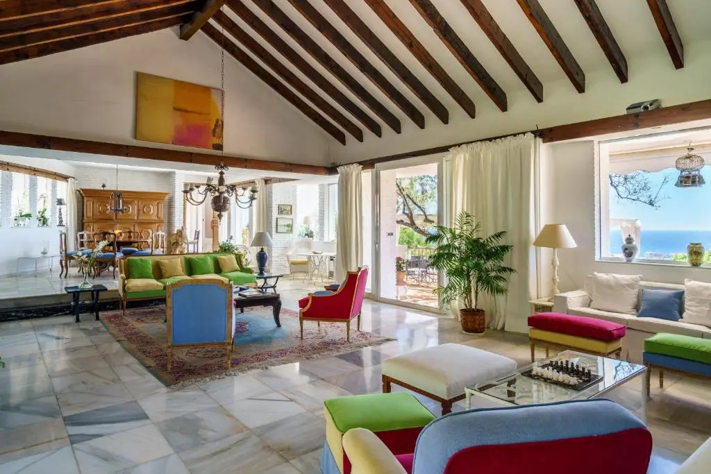7,000 sqm Luxurious Villa with Panoramic Sea Views Multiple Gardens & Two Pools