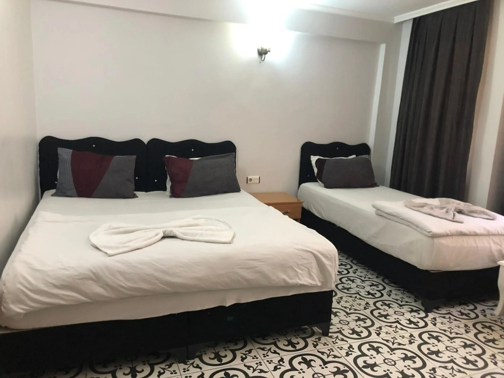 Reydel Hotel