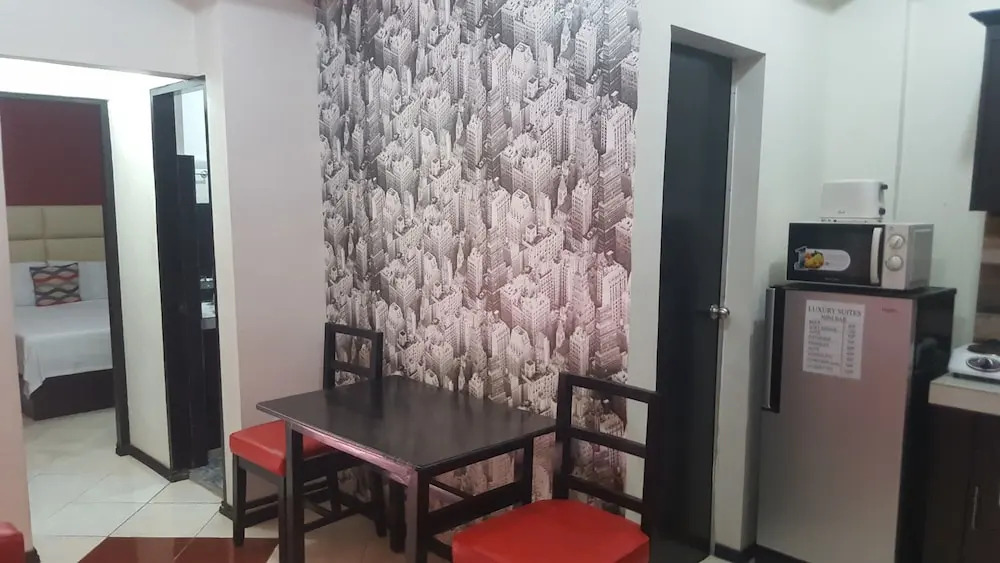 Modern Suites