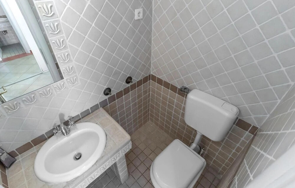 Beautiful Apartment in Dramalj With Wifi and 3 Bedrooms