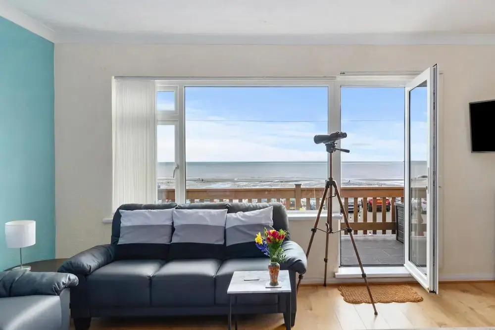 Temple Bar Apartment - Sea Front Views