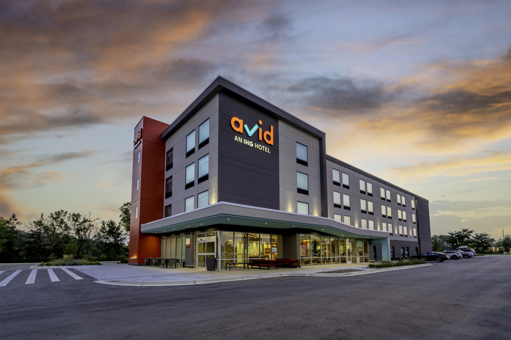 avid hotels Milwaukee West - Waukesha by IHG