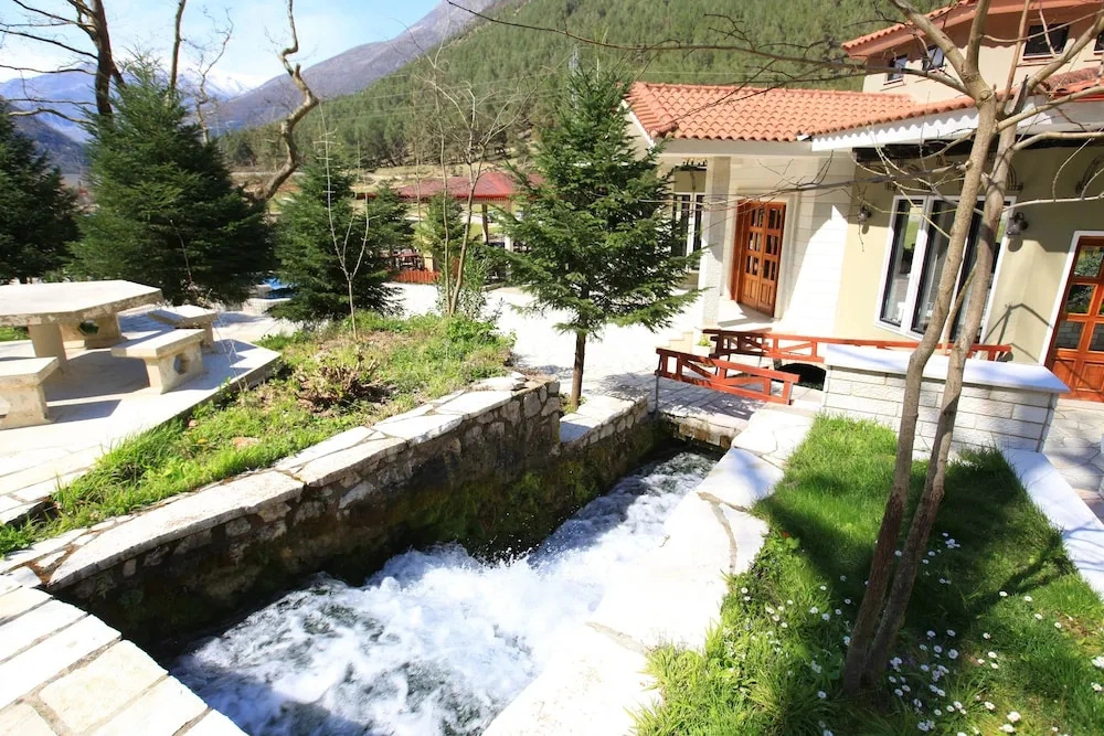 Hotel Gryka e Kelcyres