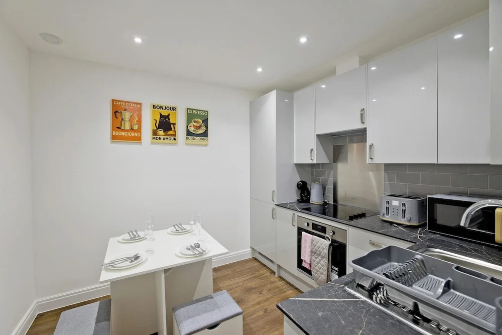 Imperial Woodberry Grove Apartments