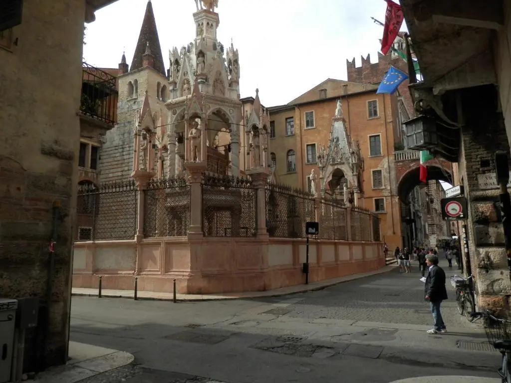 Casa Ferrari Appartamento Verona Sanificato Ozono