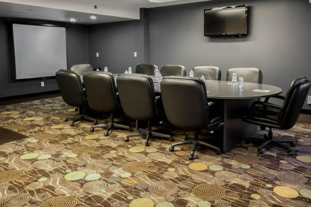 Hotel Faubourg Montreal Centre-Ville Downtown