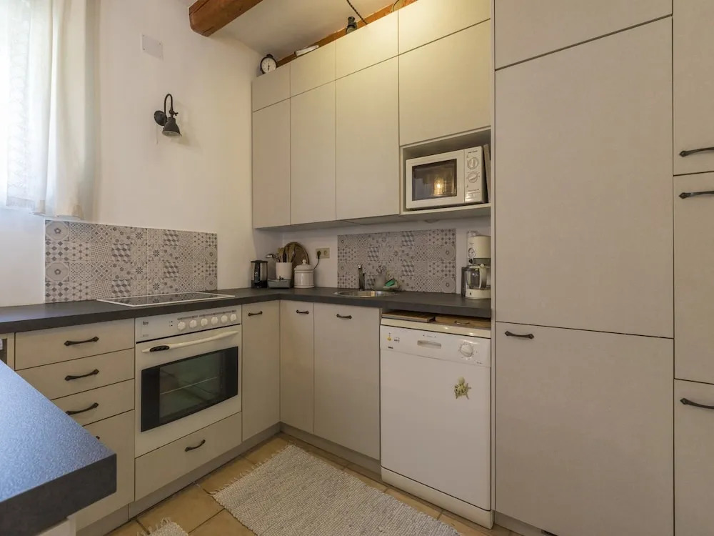 Rustic Villa Mala