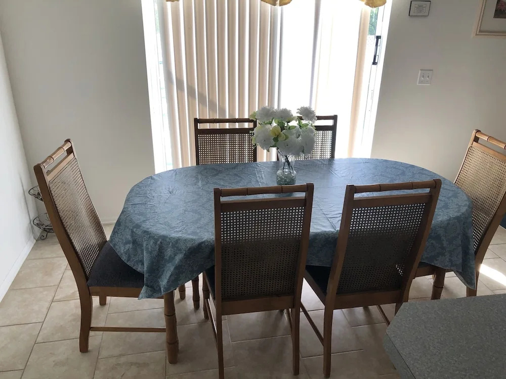 Lovely 4 Bed Home with Private Pool in Disney Area HL249CC