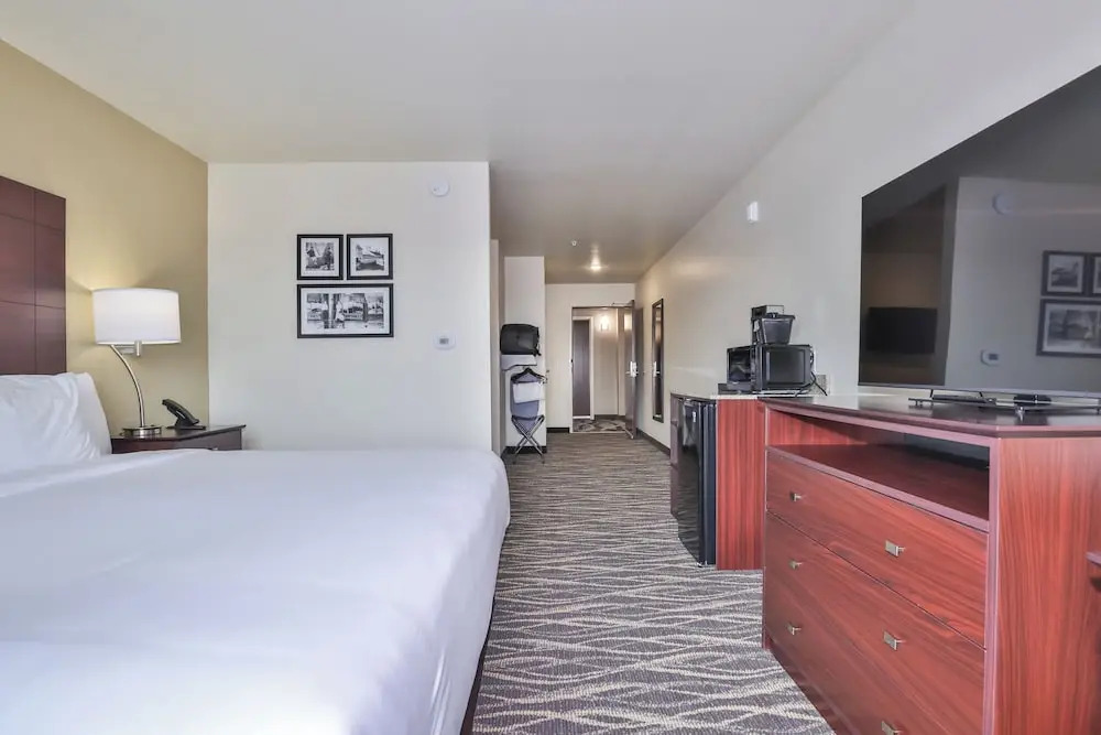Cobblestone Hotel & Suites - Monte Vista
