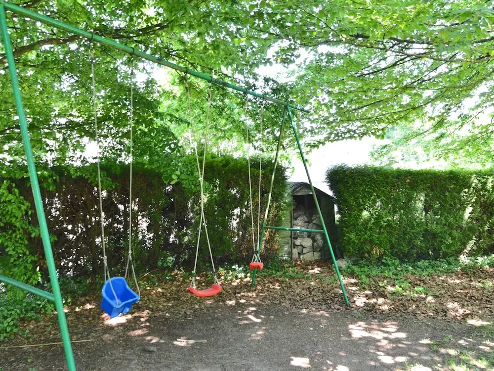 Spacious Durbuy group stay