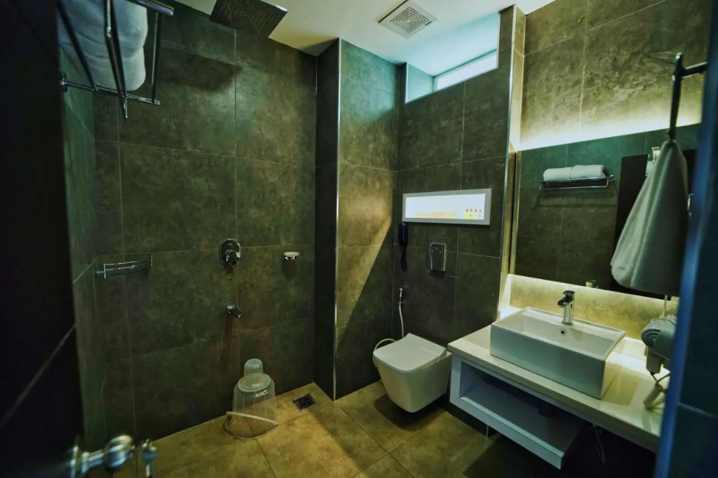Jungle Bay Resorts & Spa