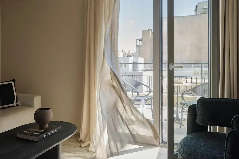 Finders Top Floor Apartments