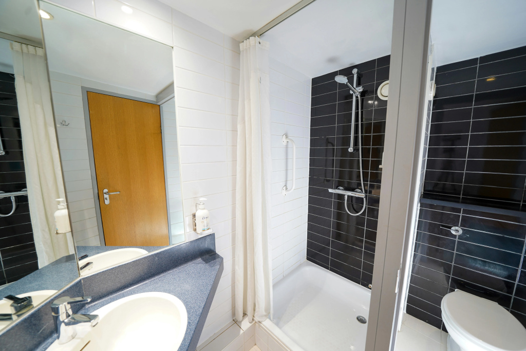 Holiday Inn Express Leeds-East by IHG