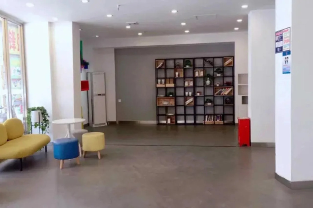 7Days Inn Shenzhen Longgang Nanlian Metro Station Branch