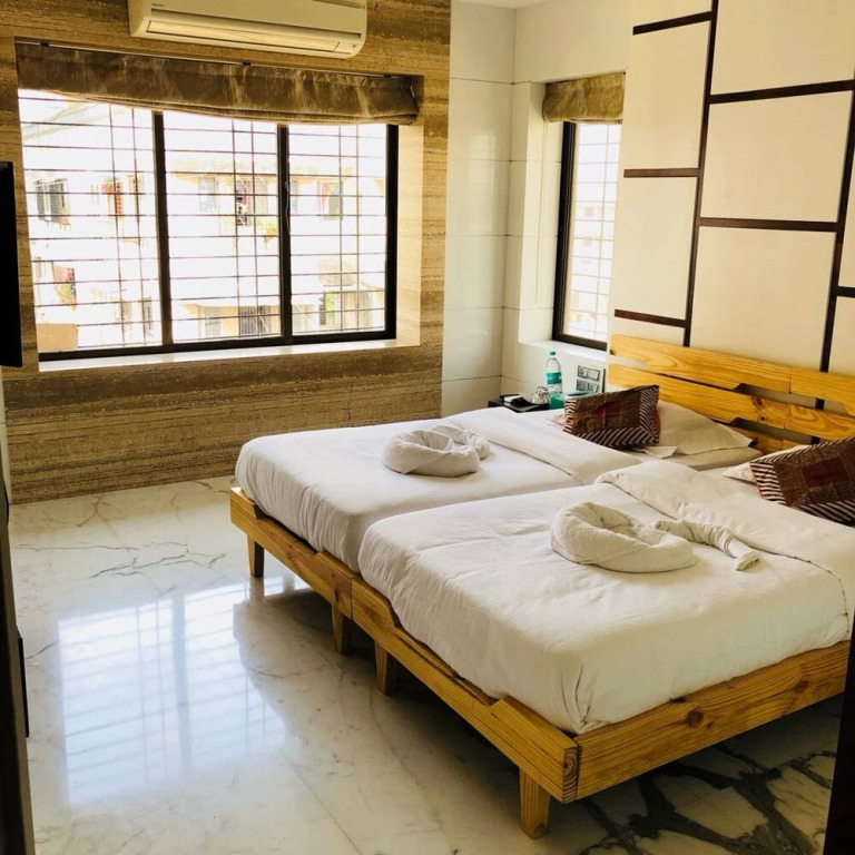 Luxury Stay Close To Worli Sea Face