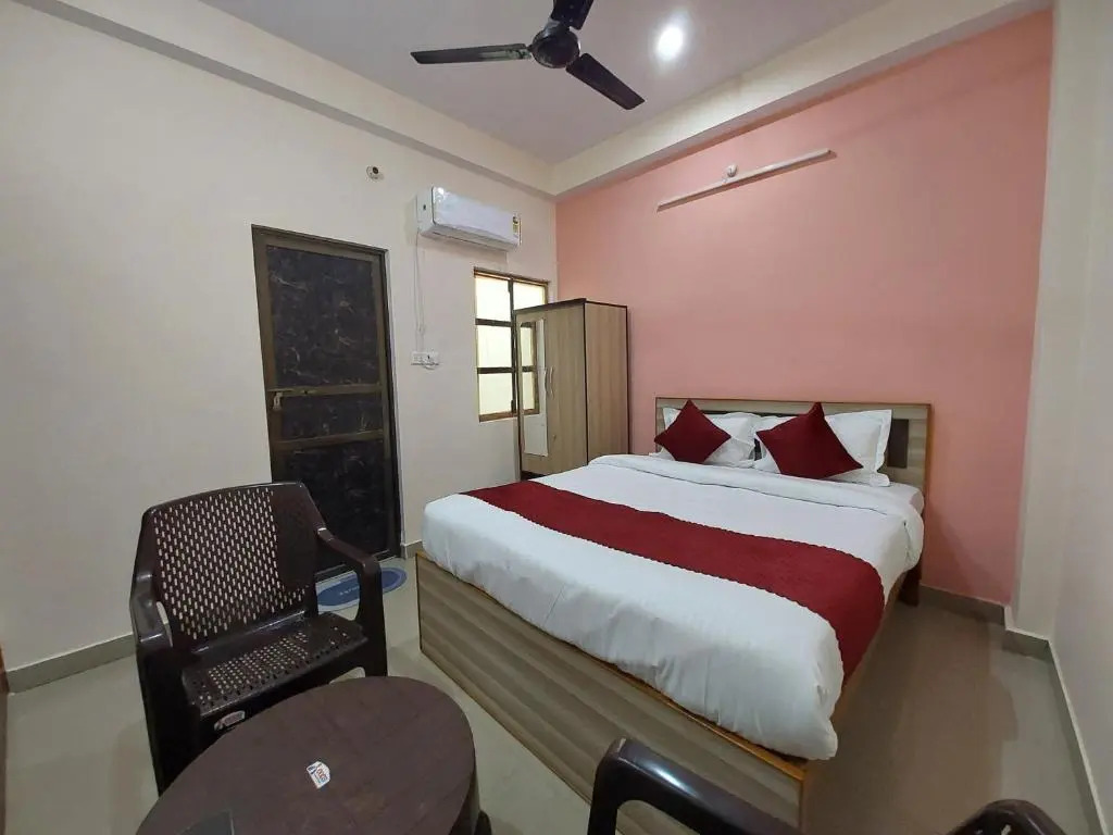 Manor Residency