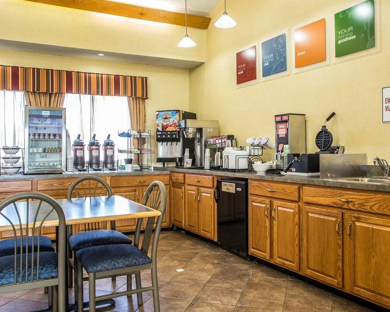 Comfort Inn Sidney - OH