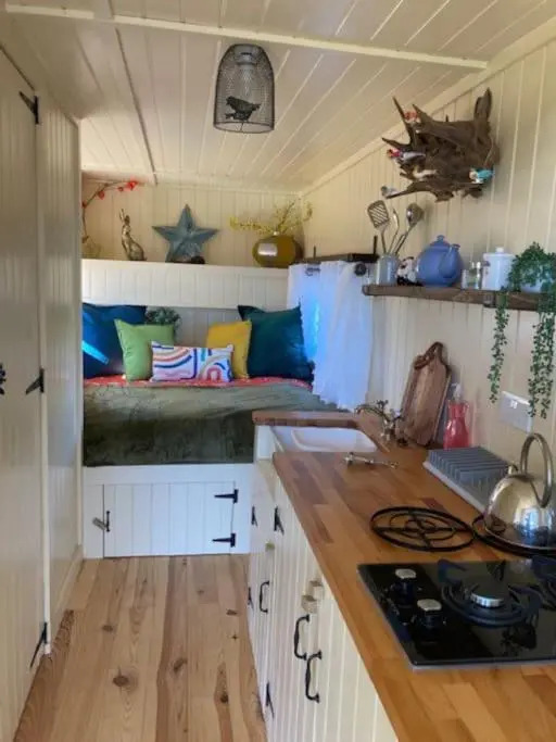 Neddys Rest Luxury Horsebox Stay