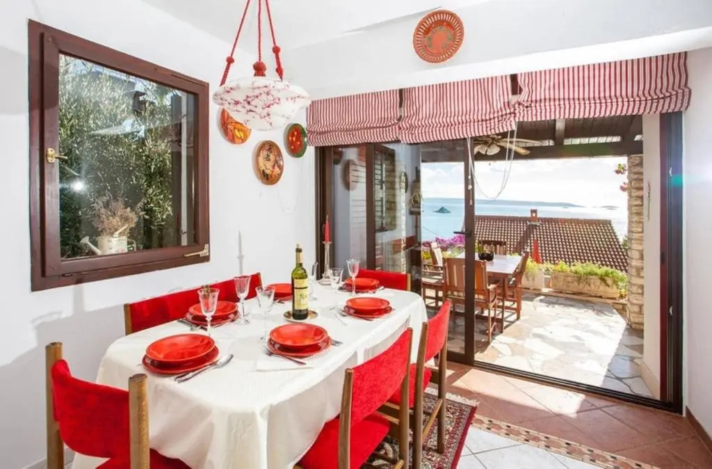 Holiday Home Bugenvilija